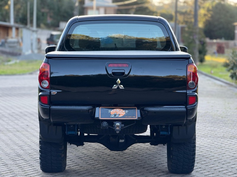 L200  - 2010 - CANELA