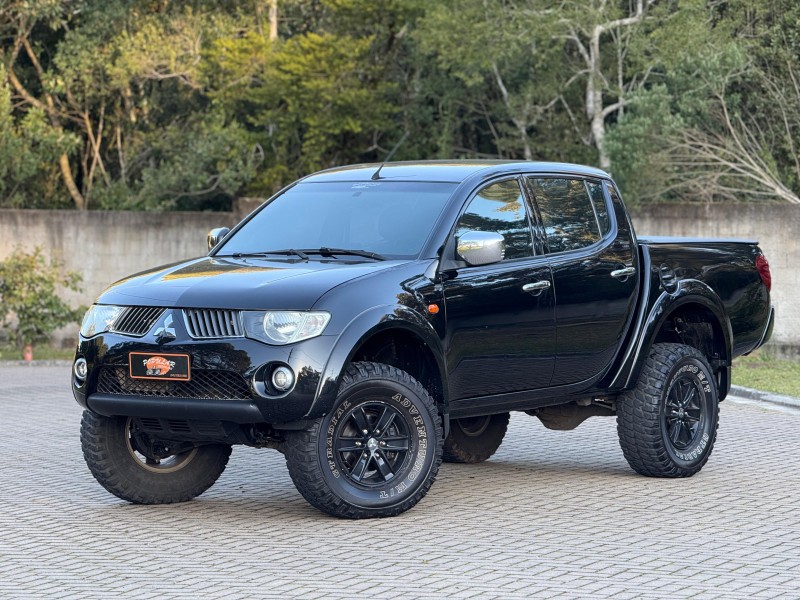 L200  - 2010 - CANELA