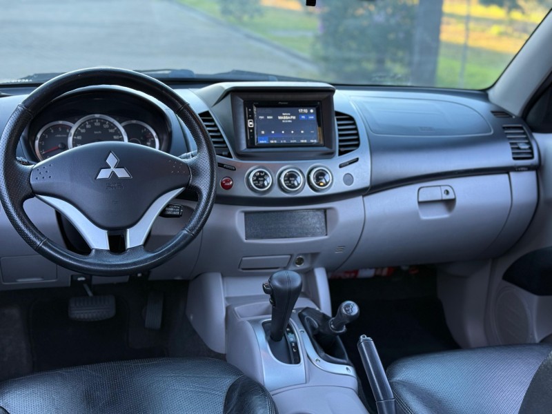 L200  - 2010 - CANELA