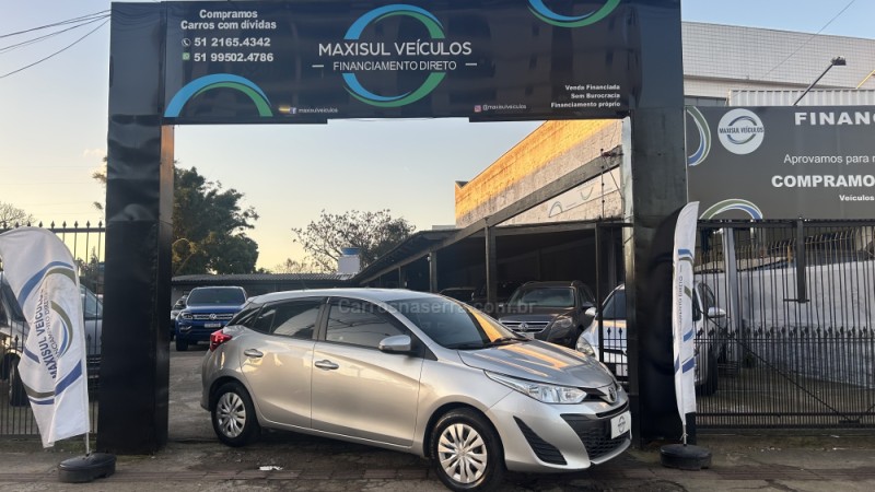 YARIS 1.3 XL LIVE 16V FLEX 4P AUTOMÁTICO