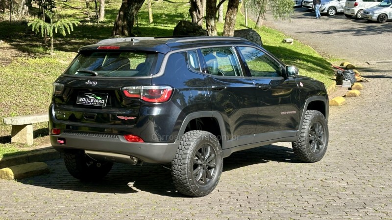 COMPASS 2.0 16V DIESEL TRAILHAWK 4X4 AUTOMÁTICO - 2018 - CAXIAS DO SUL