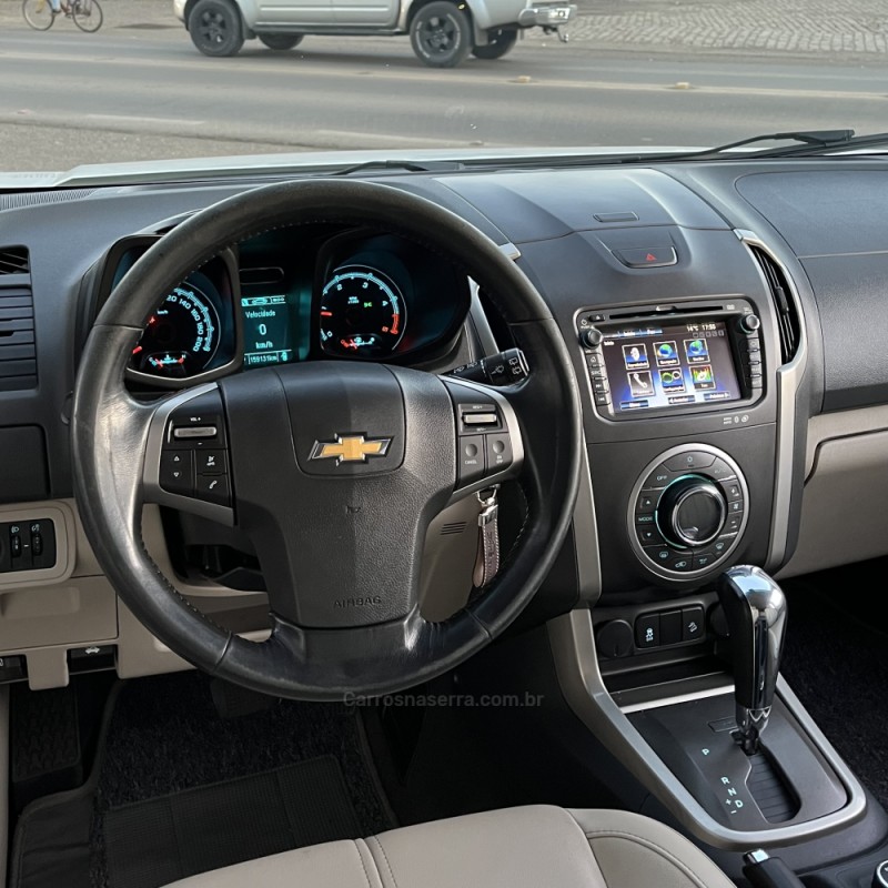 TRAILBLAZER 2.8 LTZ 4X4 16V TURBO DIESEL 4P AUTOMÁTICO - 2014 - VACARIA