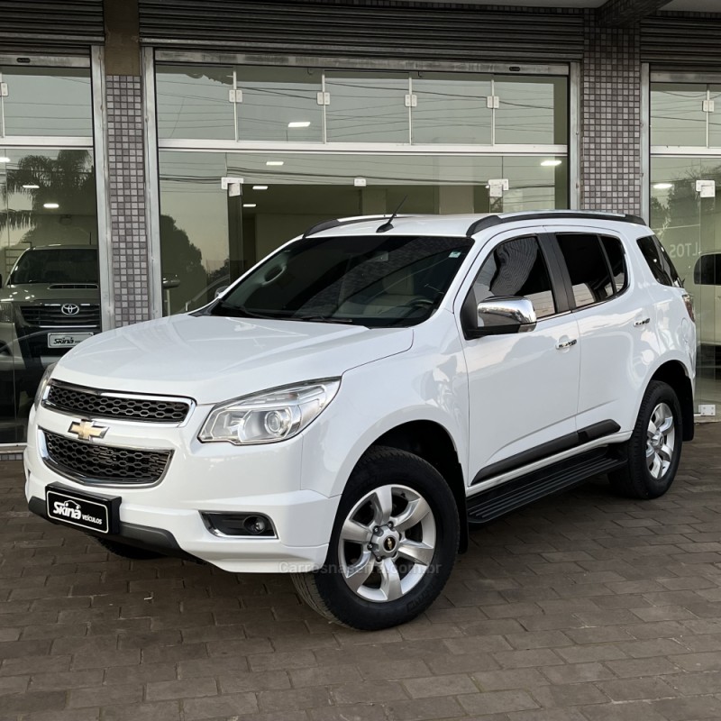 TRAILBLAZER 2.8 LTZ 4X4 16V TURBO DIESEL 4P AUTOMÁTICO - 2014 - VACARIA