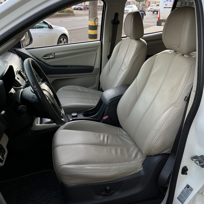TRAILBLAZER 2.8 LTZ 4X4 16V TURBO DIESEL 4P AUTOMÁTICO - 2014 - VACARIA