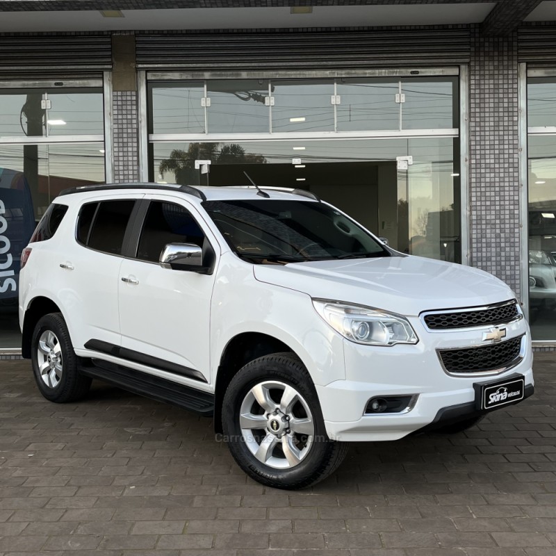 trailblazer 2.8 ltz 4x4 16v turbo diesel 4p automatico 2014 vacaria