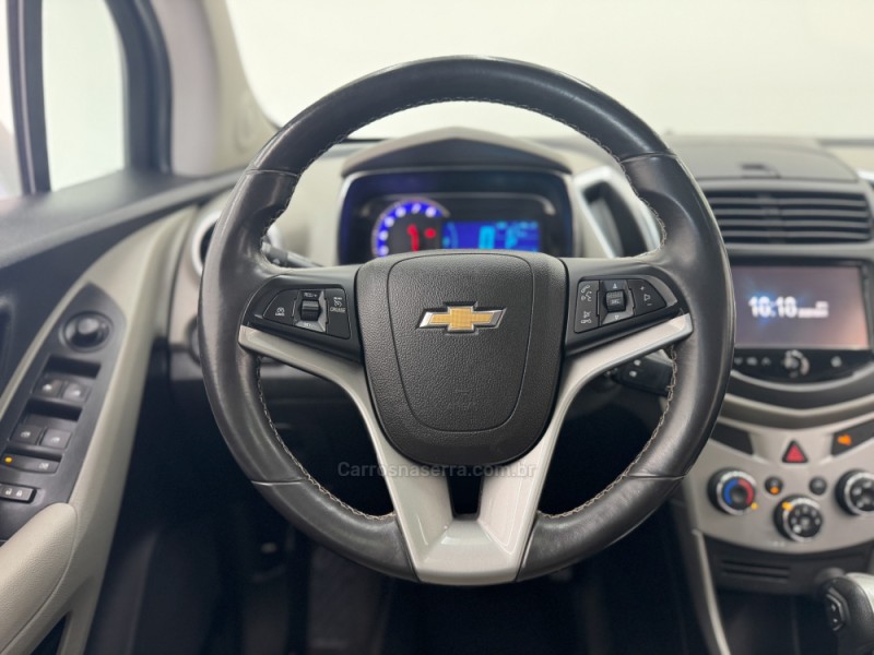 TRACKER 1.8 MPFI LTZ 4X2 16V FLEX 4P AUTOMÁTICO - 2014 - CARLOS BARBOSA