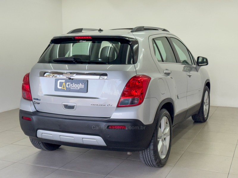 TRACKER 1.8 MPFI LTZ 4X2 16V FLEX 4P AUTOMÁTICO - 2014 - CARLOS BARBOSA