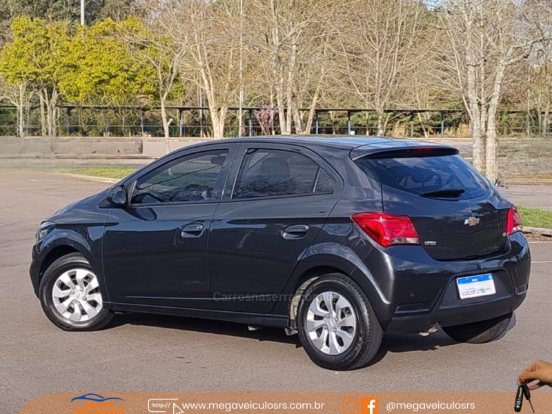 ONIX 1.0 LT PLUS 8V FLEX 4P MANUAL - 2019 - BENTO GONçALVES