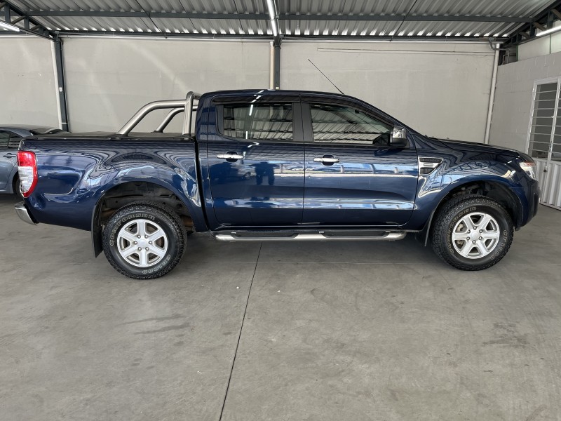 RANGER 2.5 XLT 4X2 CD 16V FLEX 4P MANUAL - 2015 - CAXIAS DO SUL
