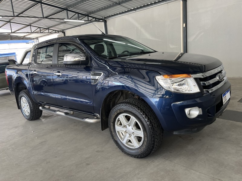 RANGER 2.5 XLT 4X2 CD 16V FLEX 4P MANUAL - 2015 - CAXIAS DO SUL
