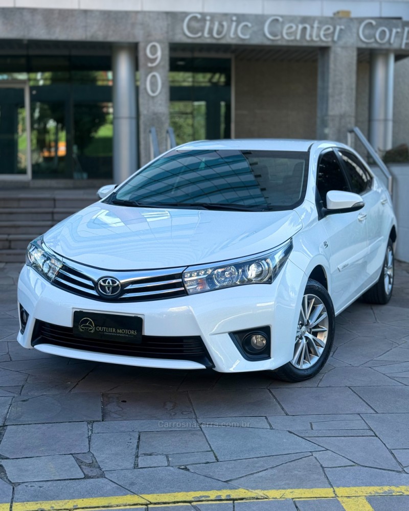 COROLLA 2.0 ALTIS 16V FLEX 4P AUTOMÁTICO