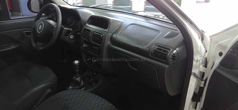 CLIO 1.0 EXPRESSION 16V GASOLINA 4P MANUAL - 2015 - CAXIAS DO SUL