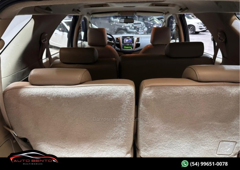 HILUX SW4 3.0 SRV 4X4 7 LUGARES 16V TURBO INTERCOOLER DIESEL 4P AUTOMÁTICO - 2011 - BENTO GONçALVES