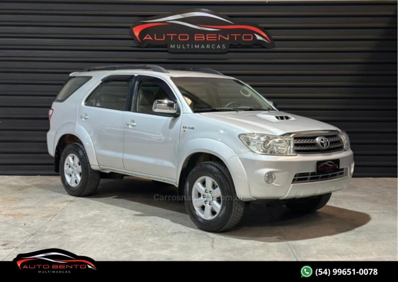HILUX SW4 3.0 SRV 4X4 7 LUGARES 16V TURBO INTERCOOLER DIESEL 4P AUTOMÁTICO - 2011 - BENTO GONçALVES