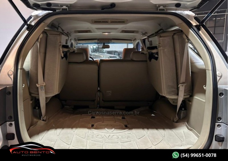HILUX SW4 3.0 SRV 4X4 7 LUGARES 16V TURBO INTERCOOLER DIESEL 4P AUTOMÁTICO - 2011 - BENTO GONçALVES