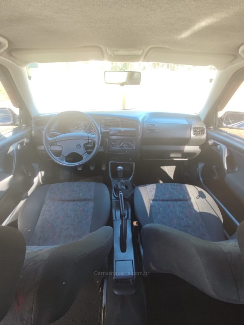 GOLF 1.8 MI GL 8V GASOLINA 4P MANUAL - 1995 - VALE REAL