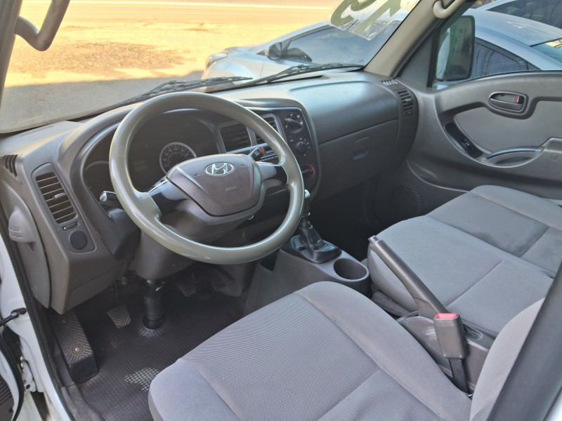 HR 2.5 TCI HDB BAU 4X2 8V 97CV TURBO INTERCOOLER DIESEL 2P MANUAL - 2019 - SãO SEBASTIãO DO CAí
