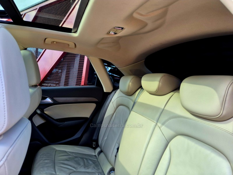 Q3 2.0 TFSI AMBITION QUATTRO 4P GASOLINA S TRONIC - 2014 - FARROUPILHA