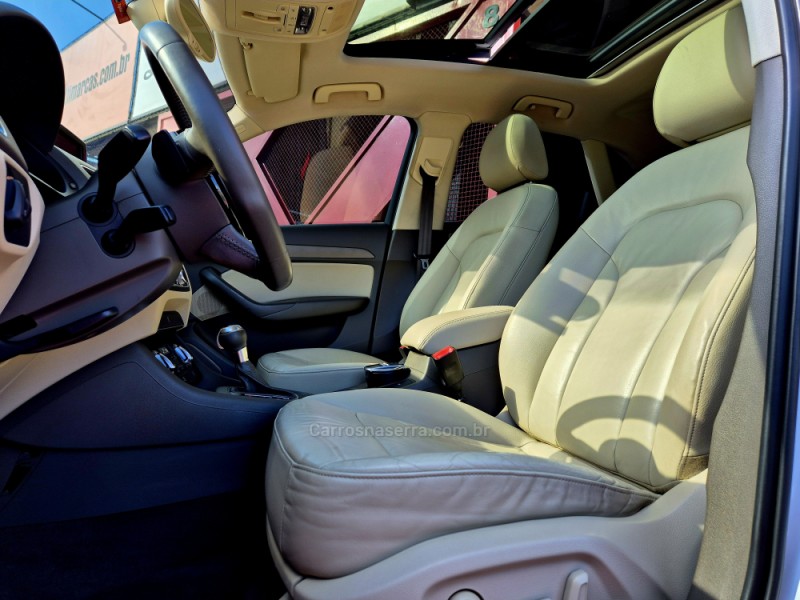 Q3 2.0 TFSI AMBITION QUATTRO 4P GASOLINA S TRONIC - 2014 - FARROUPILHA