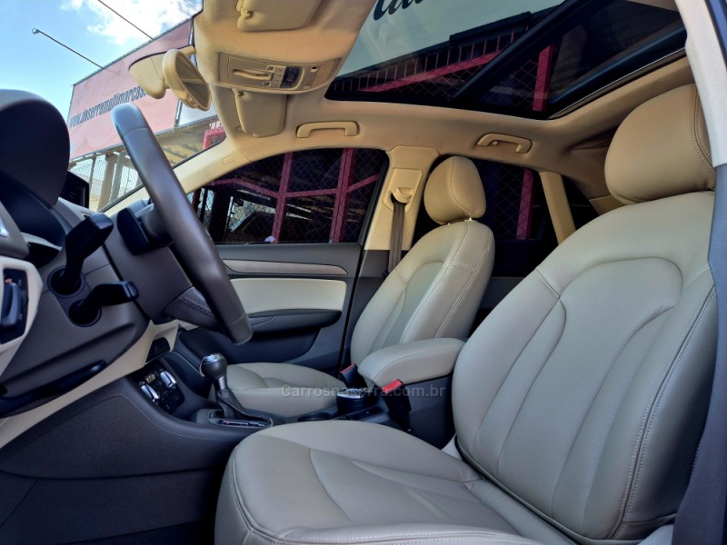 Q3 2.0 TFSI AMBITION QUATTRO 4P GASOLINA S TRONIC - 2014 - FARROUPILHA