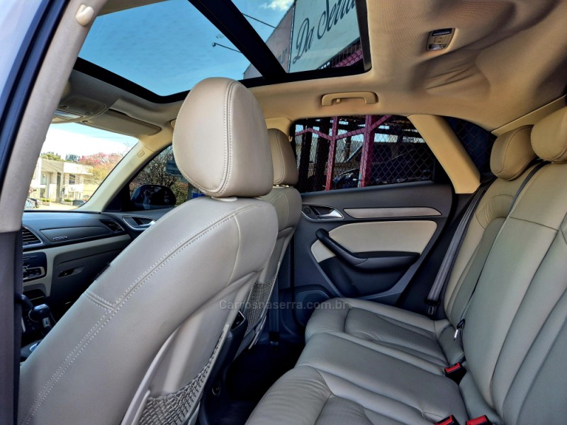 Q3 2.0 TFSI AMBITION QUATTRO 4P GASOLINA S TRONIC - 2014 - FARROUPILHA