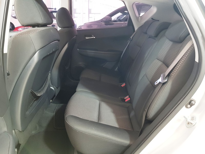 I30 2.0 MPFI GLS 16V GASOLINA 4P MANUAL - 2012 - CAXIAS DO SUL