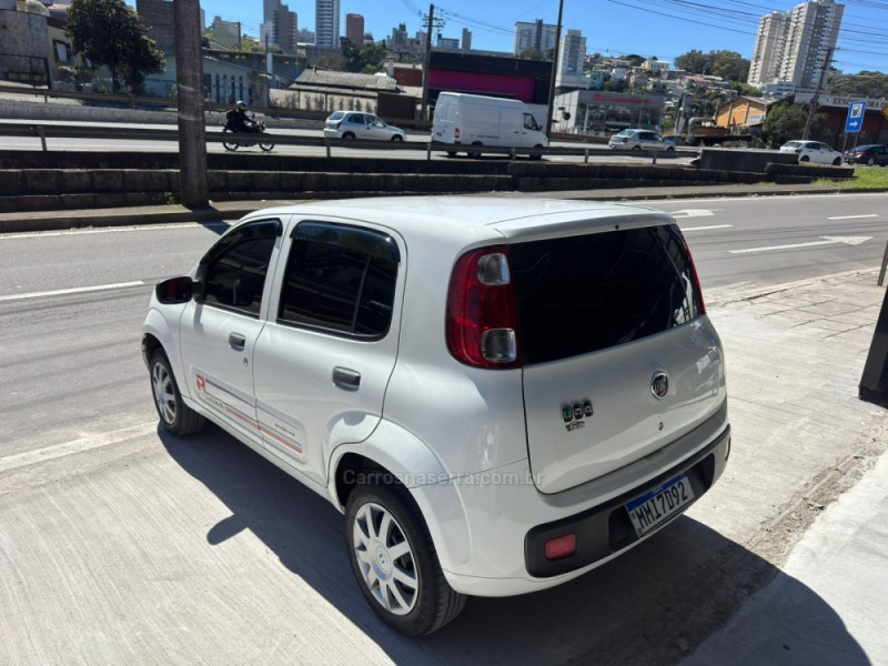 UNO 1.0 EVO VIVACE 8V FLEX 4P MANUAL - 2014 - CAXIAS DO SUL