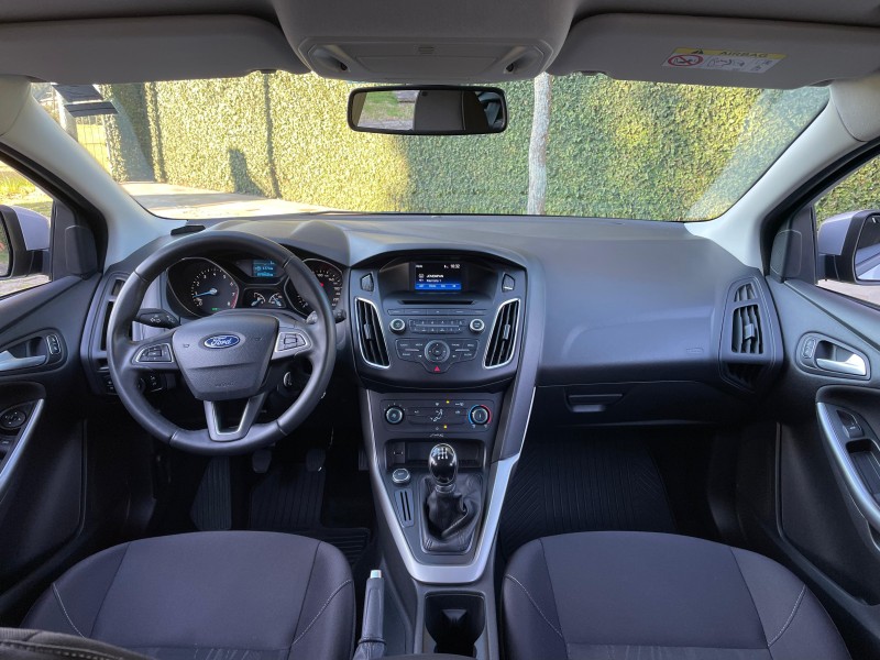 FOCUS 1.6 SE 8V FLEX 4P MANUAL - 2019 - FARROUPILHA
