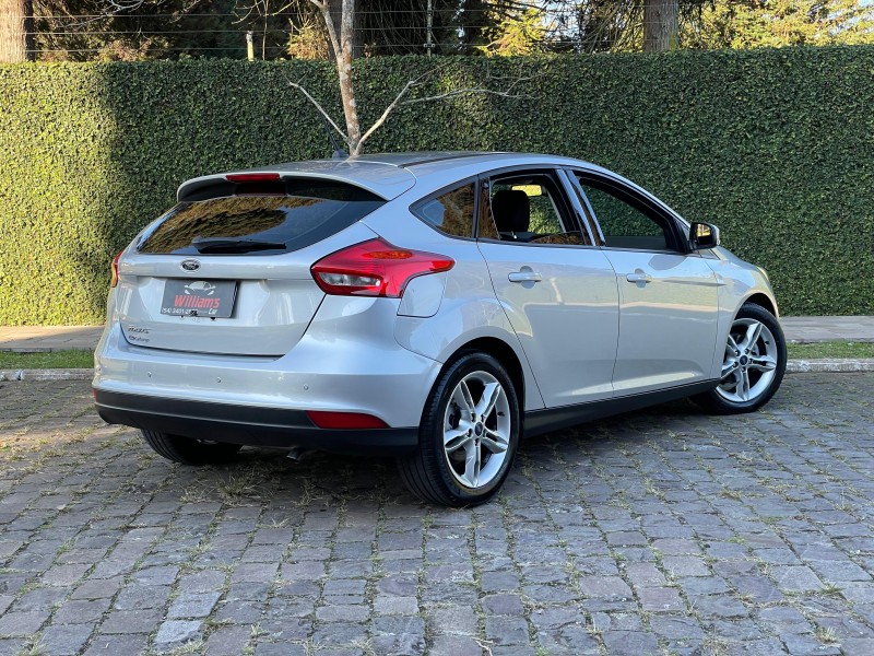 FOCUS 1.6 SE 8V FLEX 4P MANUAL - 2019 - FARROUPILHA