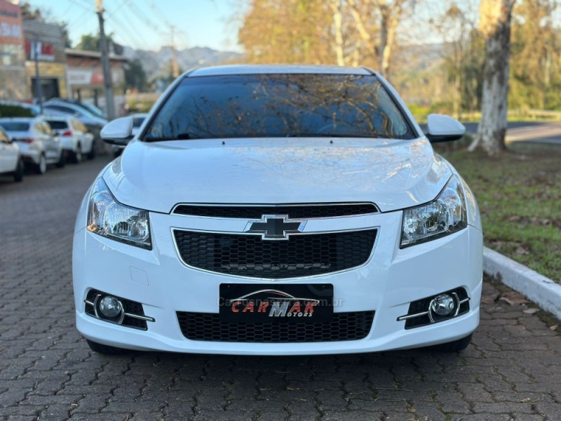 CRUZE 1.8 LT SPORT6 16V FLEX 4P AUTOMÁTICO - 2014 - DOIS IRMãOS