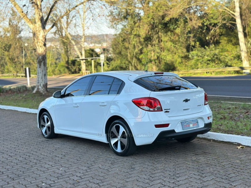 CRUZE 1.8 LT SPORT6 16V FLEX 4P AUTOMÁTICO - 2014 - DOIS IRMãOS