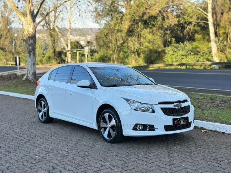 CRUZE 1.8 LT SPORT6 16V FLEX 4P AUTOMÁTICO - 2014 - DOIS IRMãOS