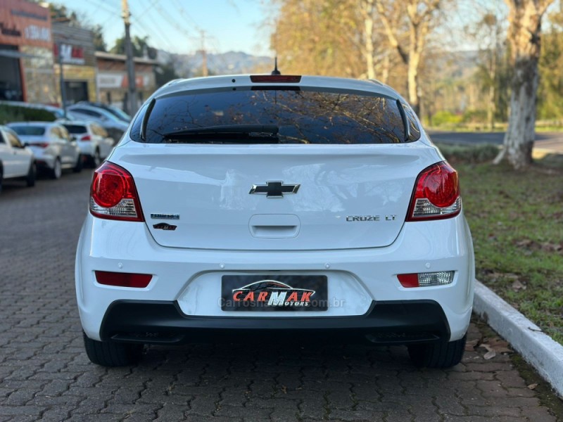 CRUZE 1.8 LT SPORT6 16V FLEX 4P AUTOMÁTICO - 2014 - DOIS IRMãOS