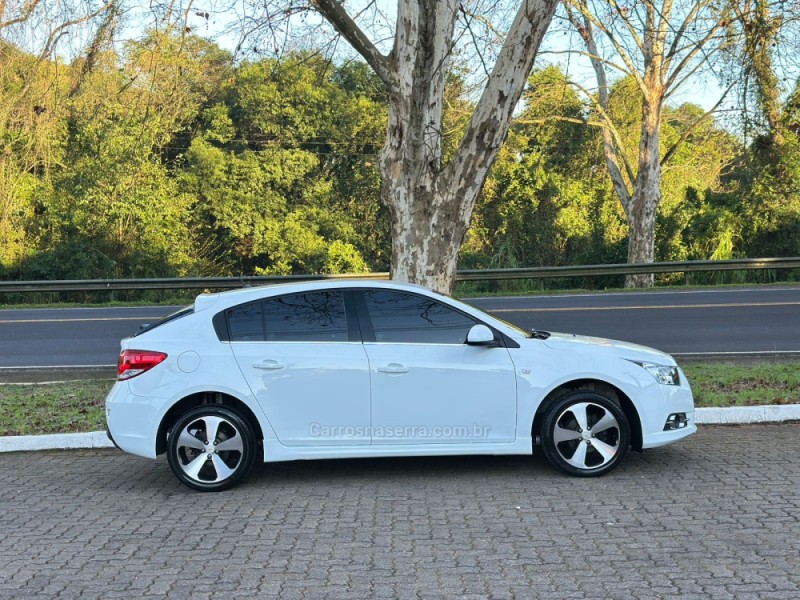 CRUZE 1.8 LT SPORT6 16V FLEX 4P AUTOMÁTICO - 2014 - DOIS IRMãOS