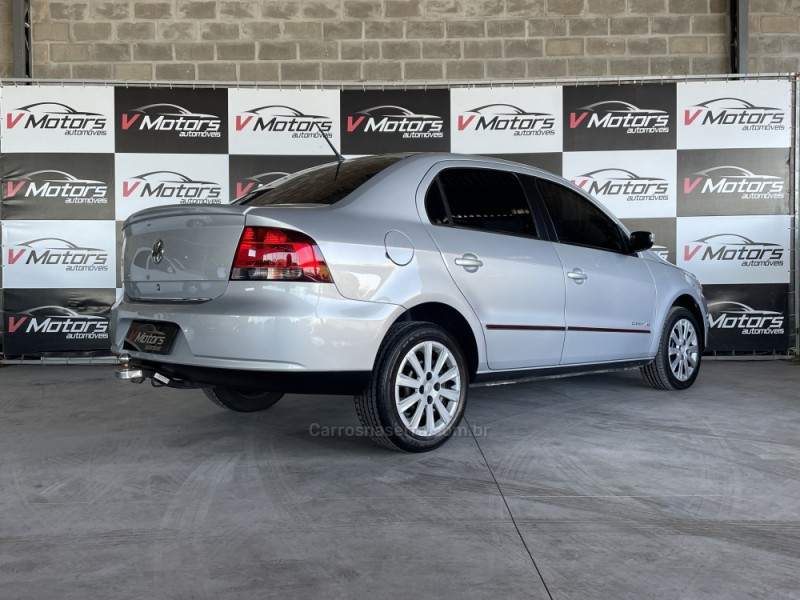 VOYAGE 1.6 MI COMFORTLINE 8V FLEX 4P MANUAL - 2011 - PAROBé