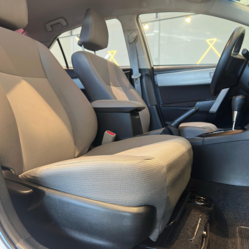 COROLLA 1.8 GLI 16V FLEX 4P AUTOMÁTICO - 2015 - CAXIAS DO SUL