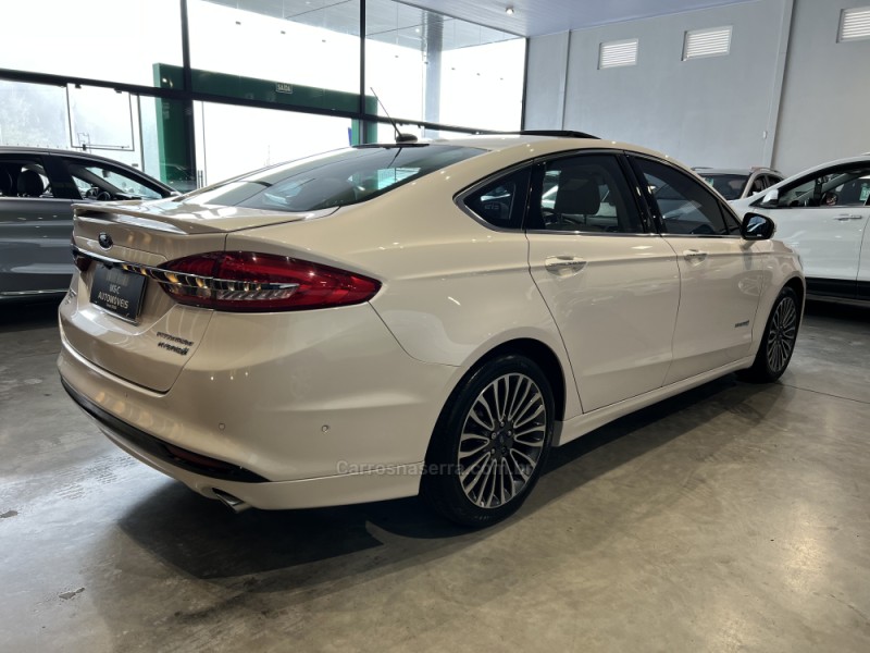FUSION 2.0 TITANIUM 16V HÍBRIDO 4P AUTOMÁTICO - 2017 - CAXIAS DO SUL