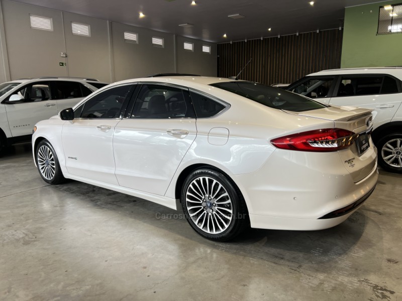 FUSION 2.0 TITANIUM 16V HÍBRIDO 4P AUTOMÁTICO - 2017 - CAXIAS DO SUL