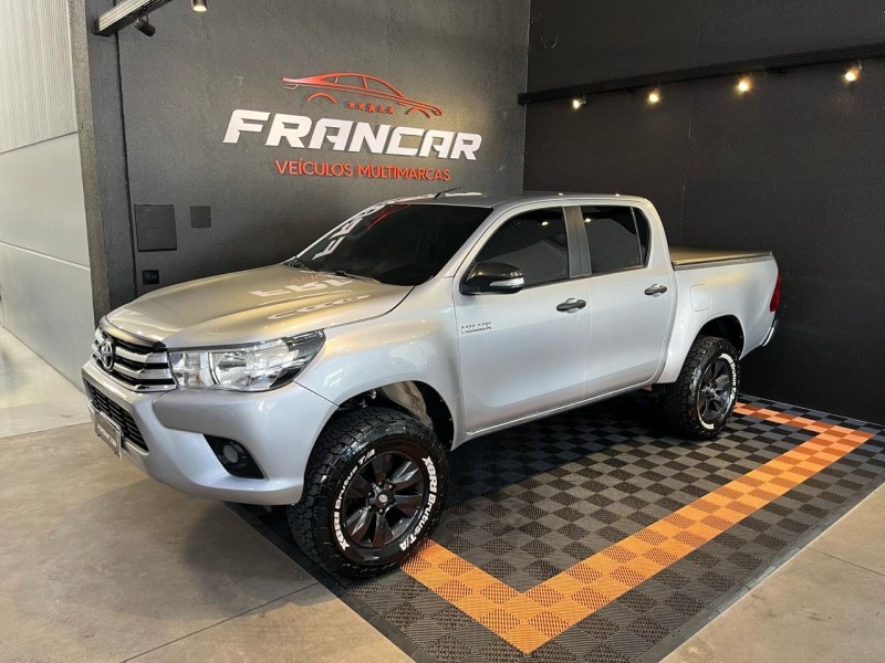 hilux 2.8 4x4 cd 8v diesel 4p manual 2017 antonio prado