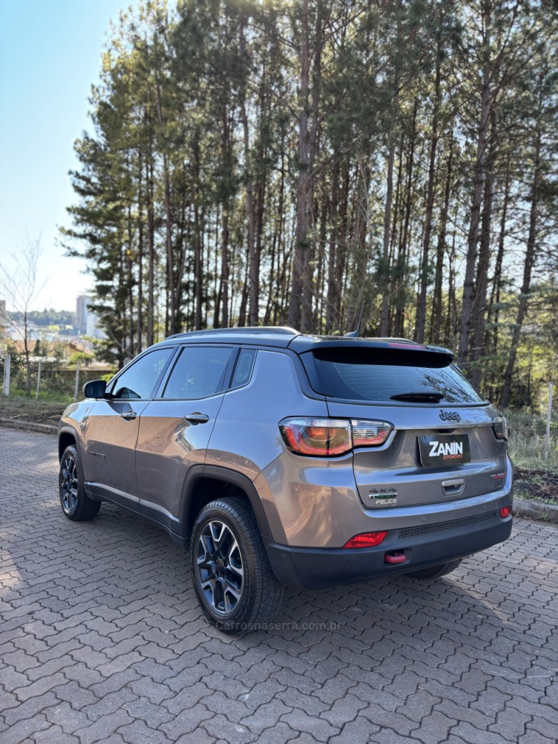 COMPASS 2.0 16V DIESEL TRAILHAWK 4X4 AUTOMÁTICO - 2019 - SANANDUVA