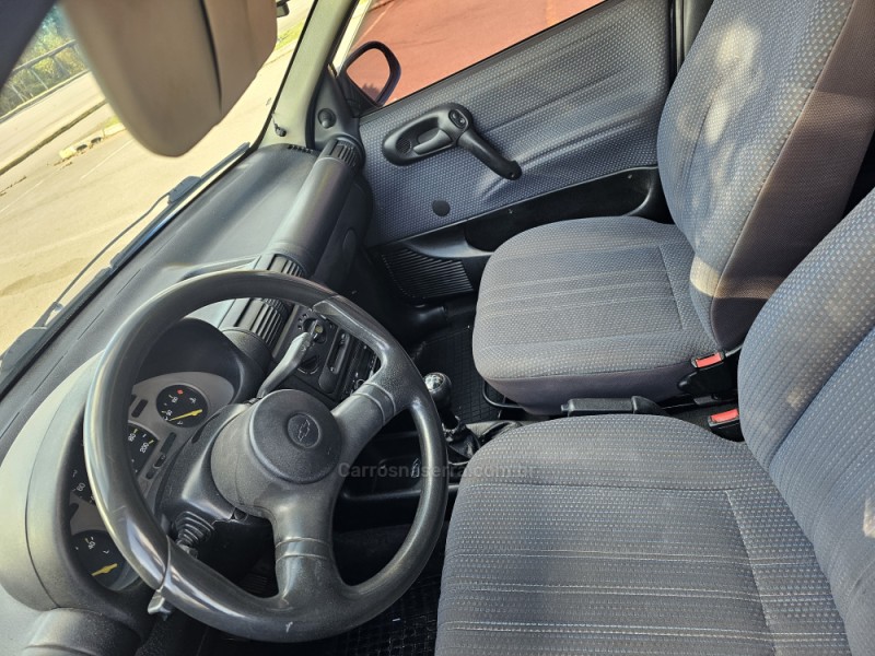 CORSA 1.0 MPFI CLASSIC SEDAN 8V GASOLINA 4P MANUAL - 1999 - BENTO GONçALVES