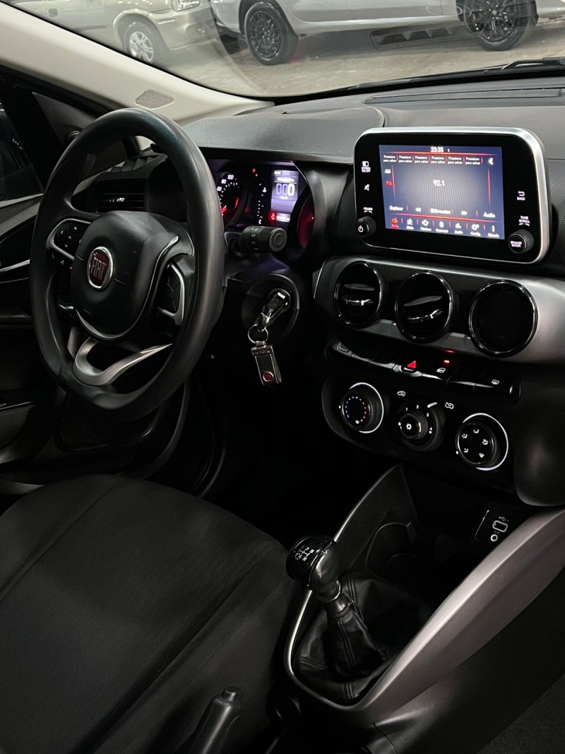 CRONOS 1.3 DRIVE 8V FLEX 4P MANUAL - 2020 - SãO LEOPOLDO