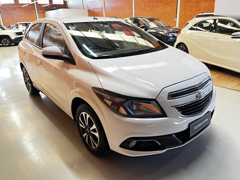 ONIX 1.4 MPFI LTZ 8V FLEX 4P AUTOMÁTICO - 2016 - BENTO GONçALVES