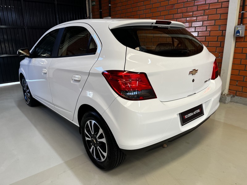 ONIX 1.4 MPFI LTZ 8V FLEX 4P AUTOMÁTICO - 2016 - BENTO GONçALVES