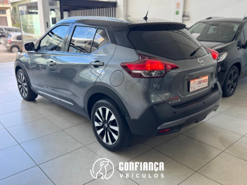 KICKS 1.6 16V FLEX SL PACK PLUS 4P XTRONIC - 2017 - BENTO GONçALVES