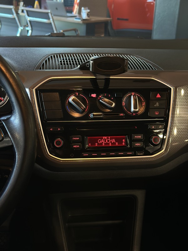 UP 1.0 TSI CROSS 12V FLEX 4P MANUAL - 2019 - CAXIAS DO SUL