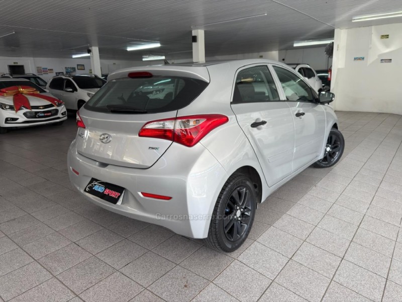 HB20 1.0 COMFORT 12V FLEX 4P MANUAL - 2013 - NOVO HAMBURGO