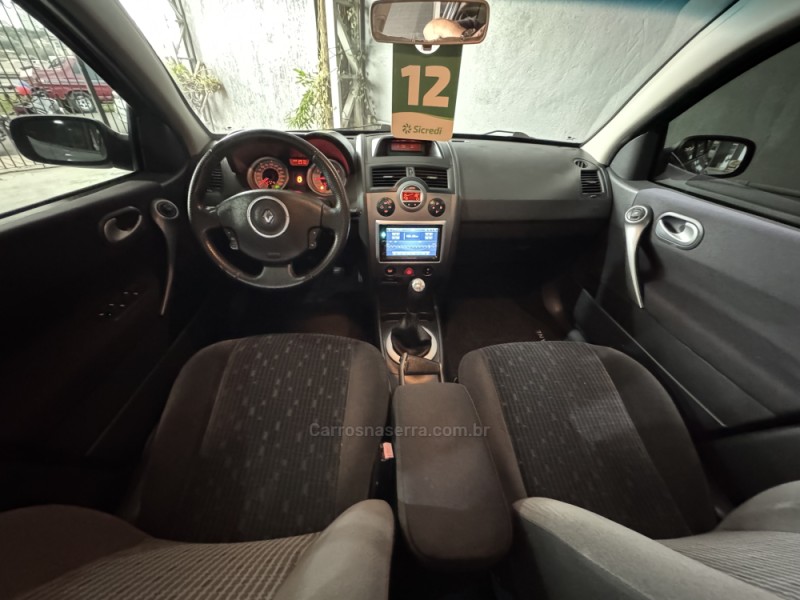 MÉGANE 1.6 DYNAMIQUE 16V FLEX 4P MANUAL - 2012 - NOVO HAMBURGO