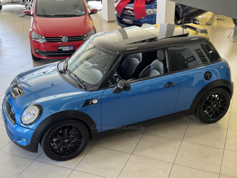 COOPER 1.6 S 16V TURBO GASOLINA 2P AUTOMÁTICO - 2010 - FLORES DA CUNHA