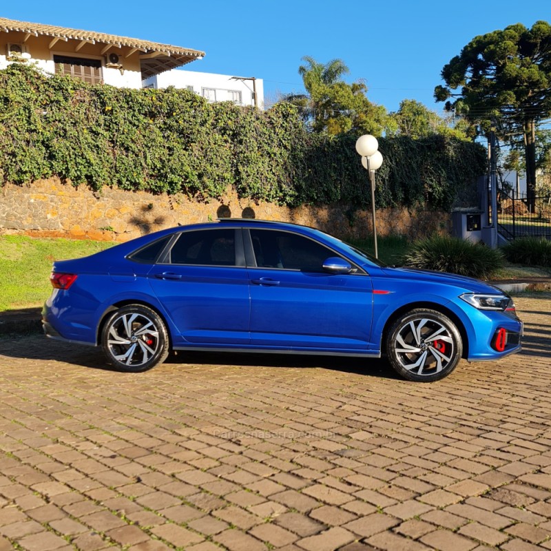 JETTA 2.0 16V TSI GLI 350 GASOLINA 4P AUTOMÁTICO - 2023 - LAGOA VERMELHA